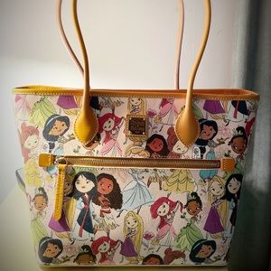 Disney Dooney & Bourke Multi Princess Tote! New with Tags! Adorable Print!